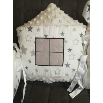 Rácsvédő párna - Házikó, minky