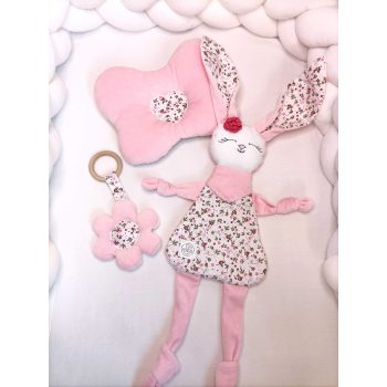 Valentina babacsomag csörgővel